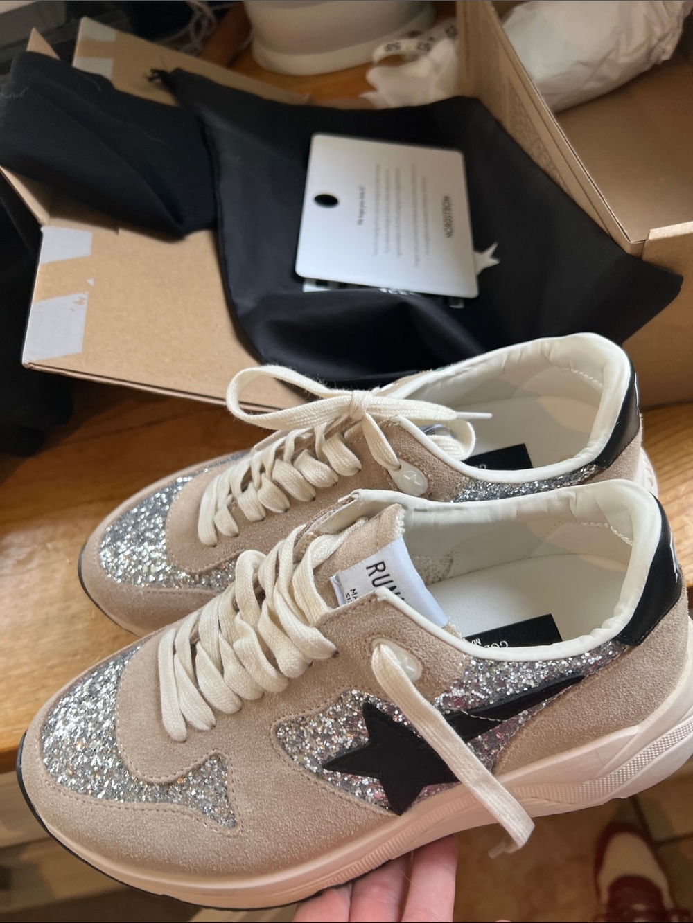 6.5 Women’s Beige and Silver Glitter Sneakers golden goose nib running shoe - Picture 7 of 7